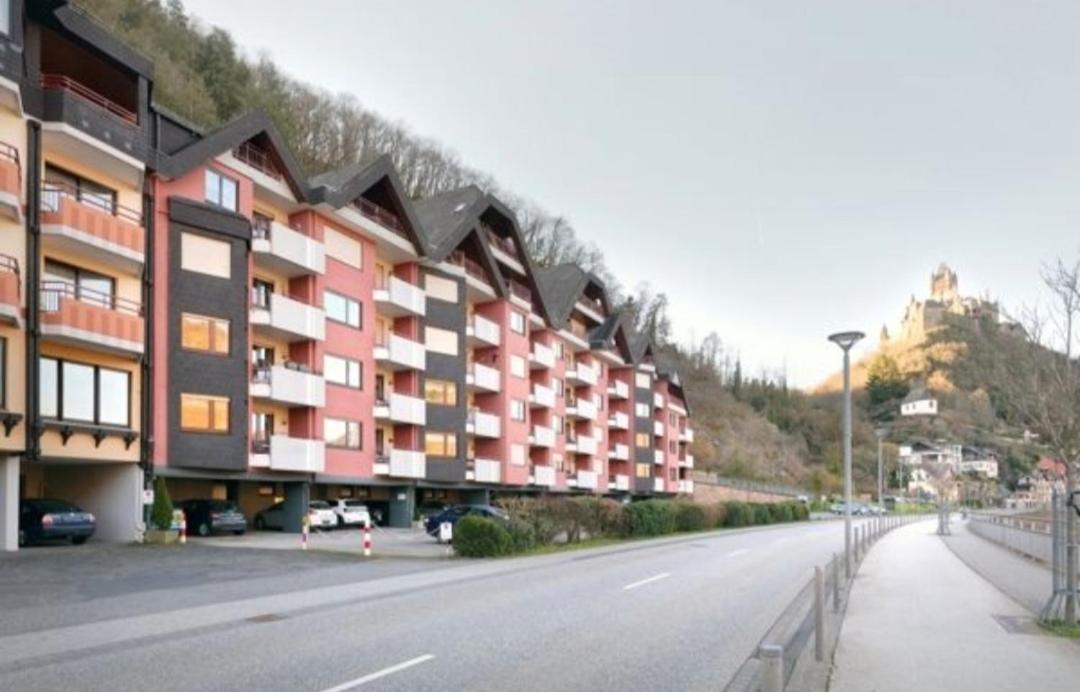 Panorama Oase Ferienwohnung Mit Blick Auf Mosel Und Reichsburg Cochem Zewnętrze zdjęcie